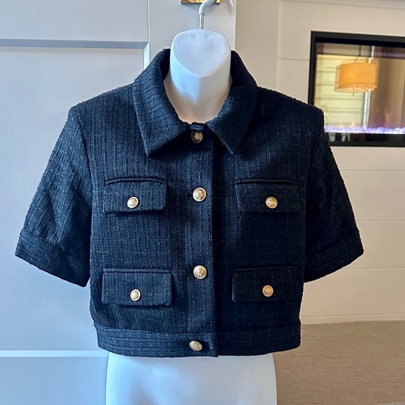 Alice + Olivia Jackets & Blazers - ALICE + OLIVIA Chic Chanel Style Crop Short Sleeve Jacket Sz 6 $465